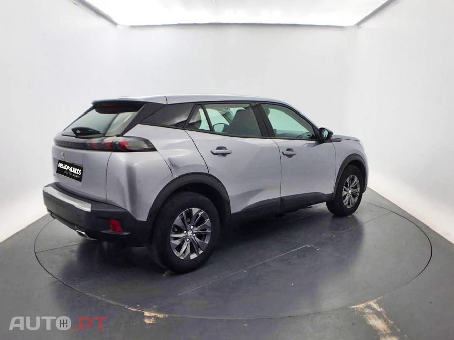 Peugeot 2008 1.2 PureTech Active Pack EAT8