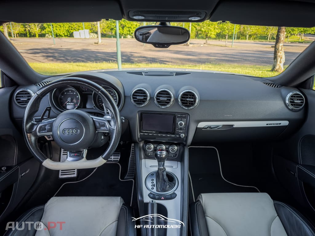 Audi TT RS 2.5 TFSi Quattro S Tronic
