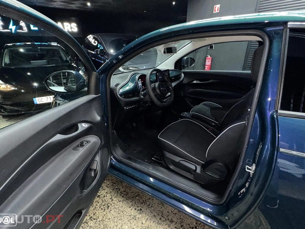 Fiat 500e 42 kWh Icon