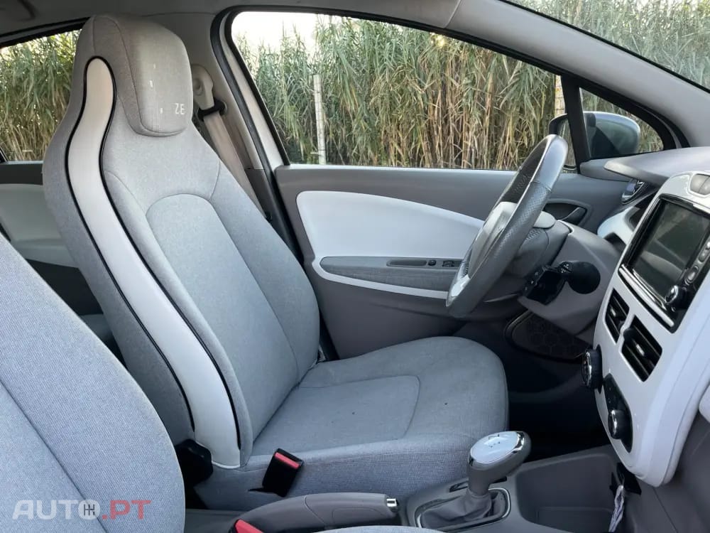 Renault Zoe (c/ Bateria) Z.E. 40 LIFE