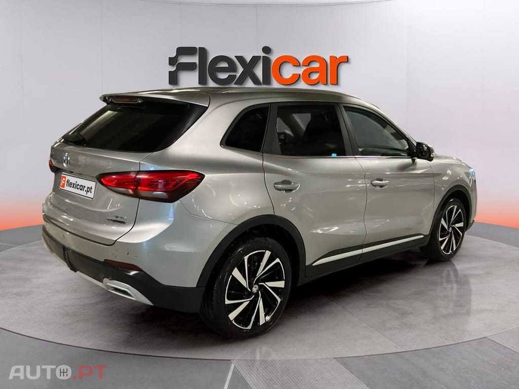 MG ZS 1.5 Hybrid+ Luxury