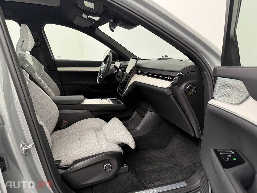 Volvo EX90 111 kWh Twin Motor Performance Ultra