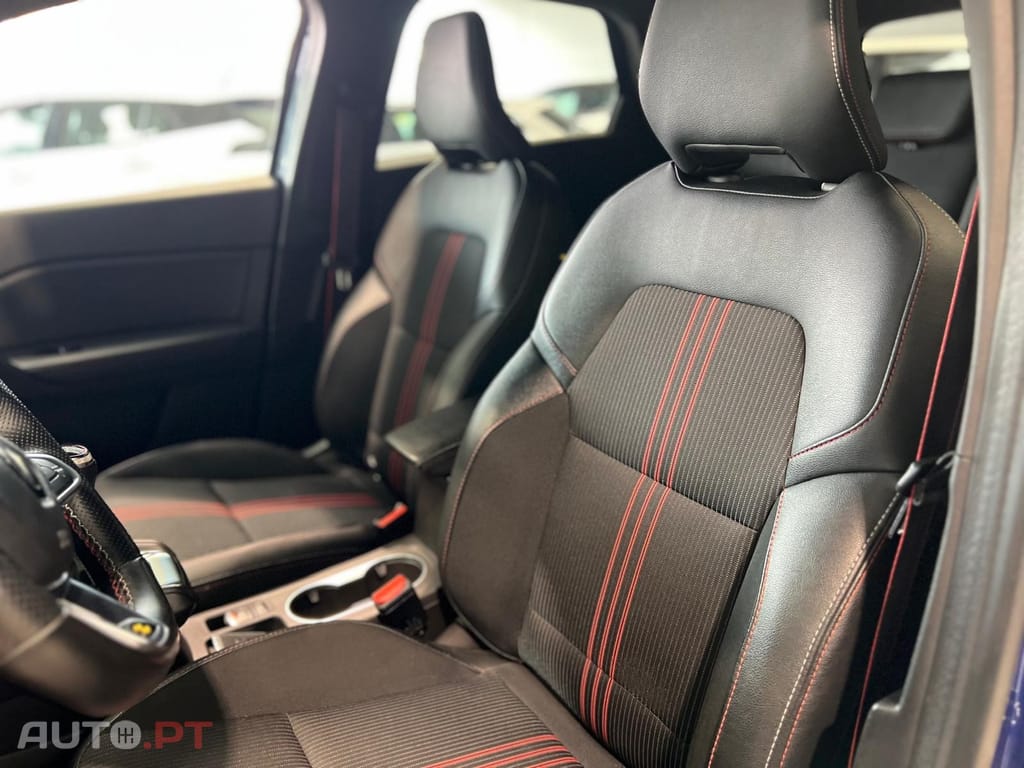 Renault Captur 1.0 TCe RS Line