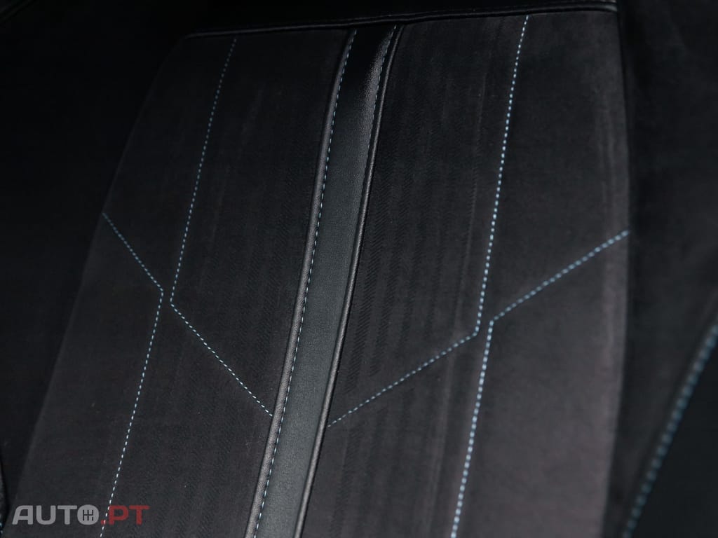 Peugeot 3008 1.5 BlueHDi Crossway EAT8