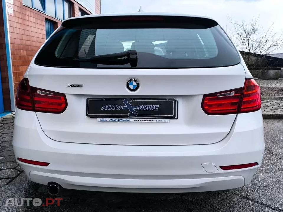 BMW 318  D Xdrive Luxury Line