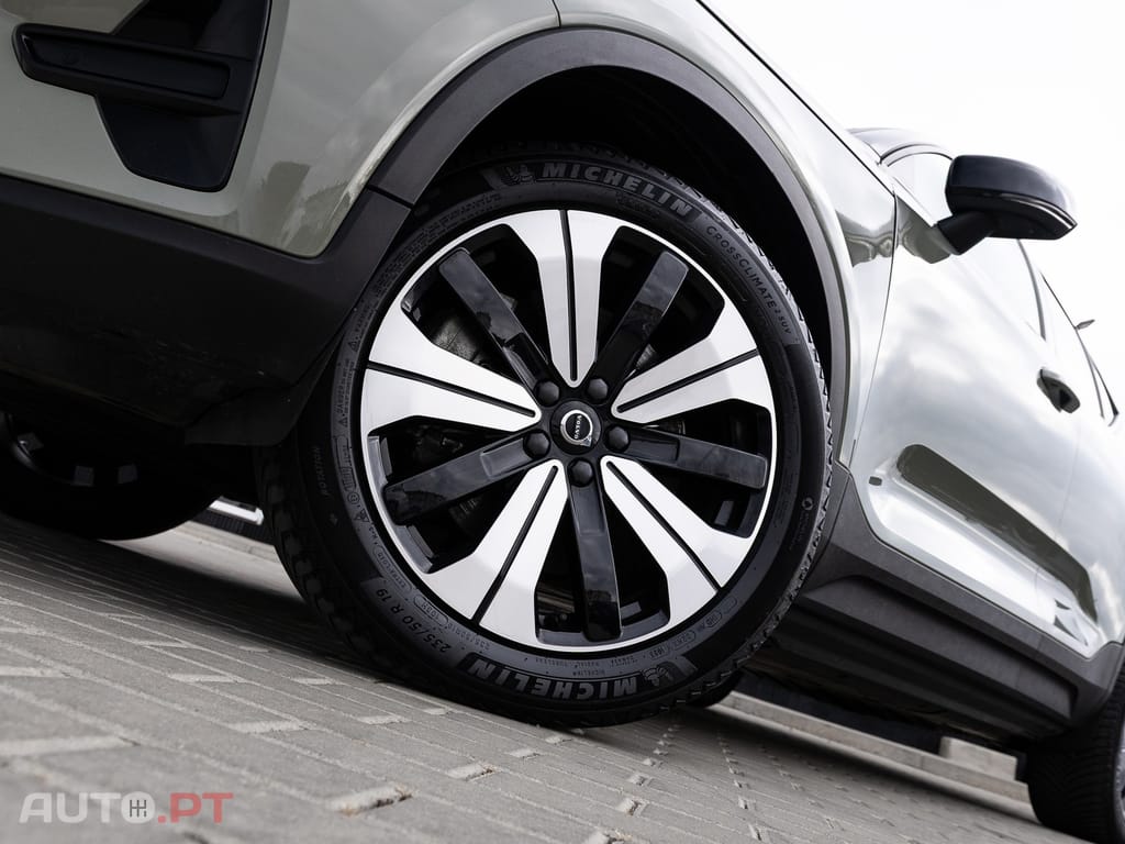 Volvo XC40 Recharge Plus