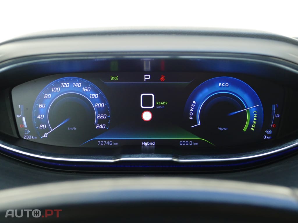 Peugeot 3008 1.6 Hybrid Allure e-EAT8