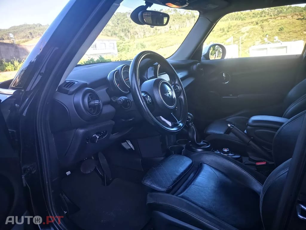 MINI One Cooper D Auto