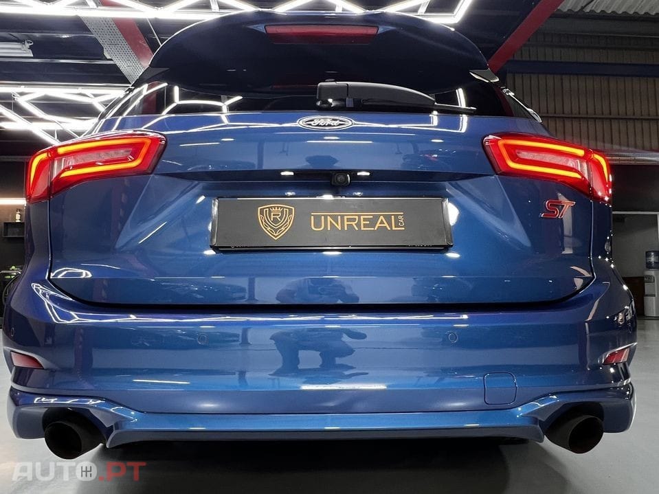 Ford Focus SW 2.3 EcoBoost S&S ST
