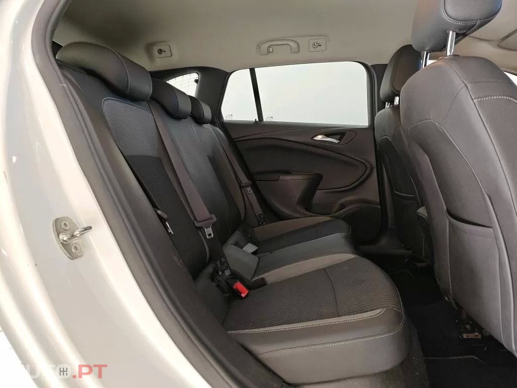 Opel Astra Sports Tourer 1.2 Turbo Start/Stop Sports Tourer GS Line