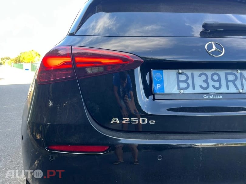 Mercedes-Benz A 250 e