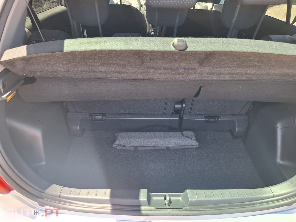 Toyota Yaris 1.0 VVT-i Sport