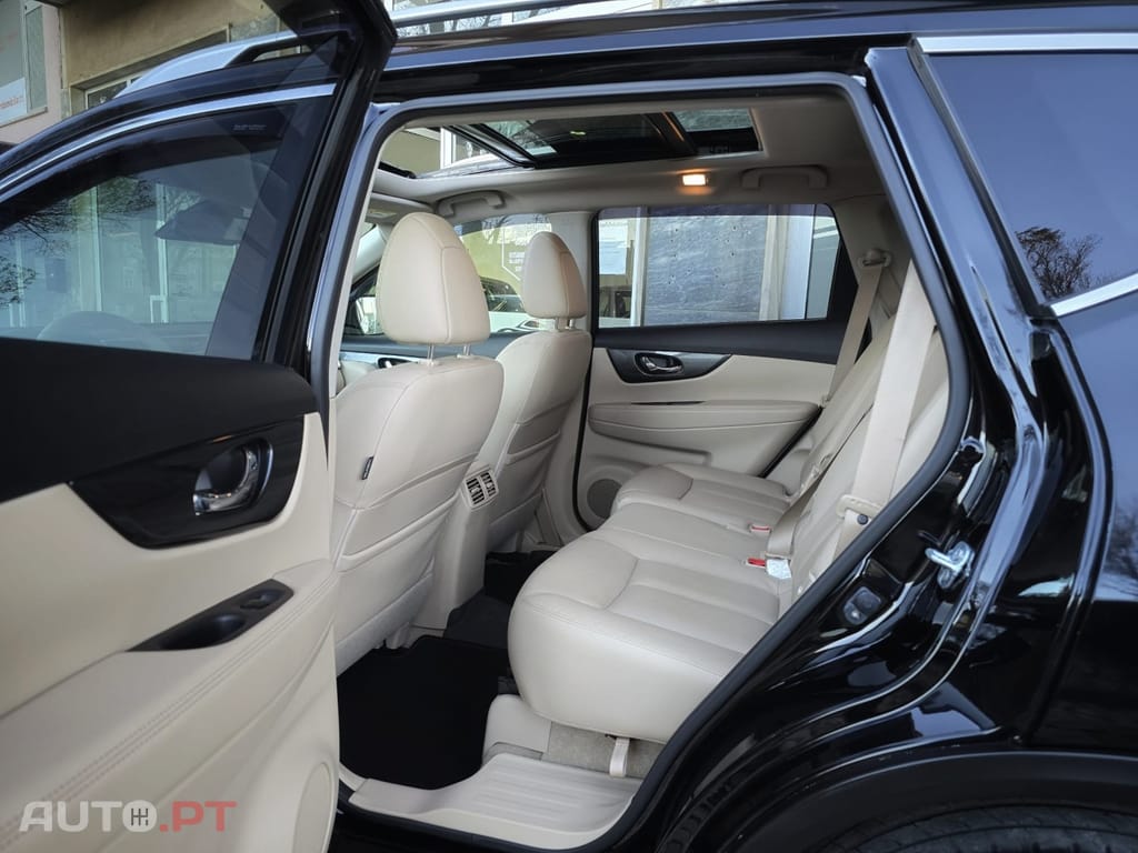 Nissan X-Trail 1.6 dCi Tekna Xtronic