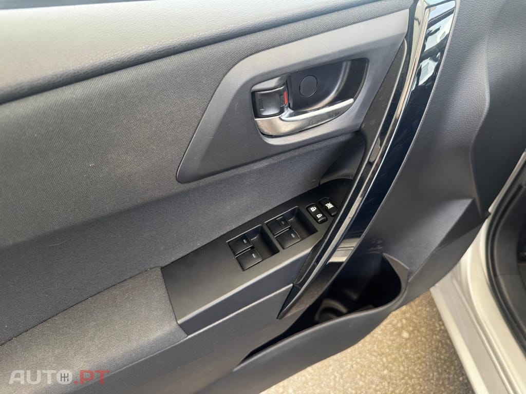 Toyota Auris 1.2T Exclusive