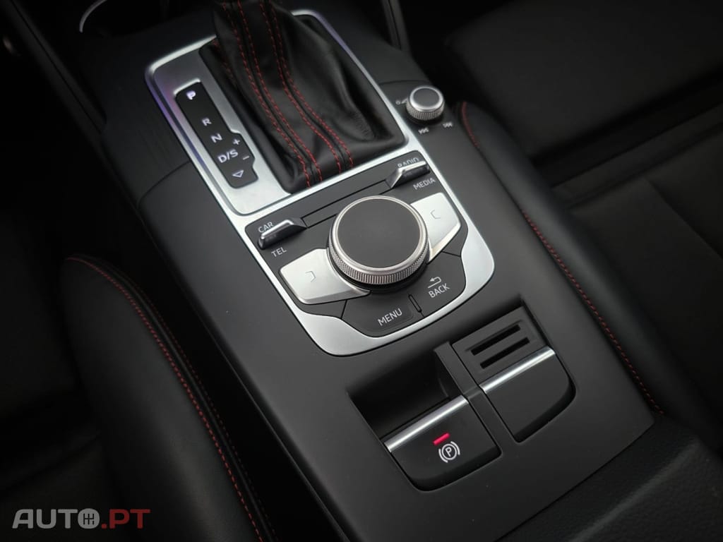 Audi S3 TFSI quattro S tronic