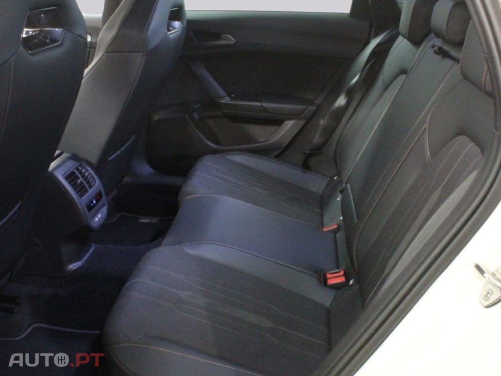 Cupra Leon ST TSI DSG e-hybrid I.V.A DEDUTÍVEL 