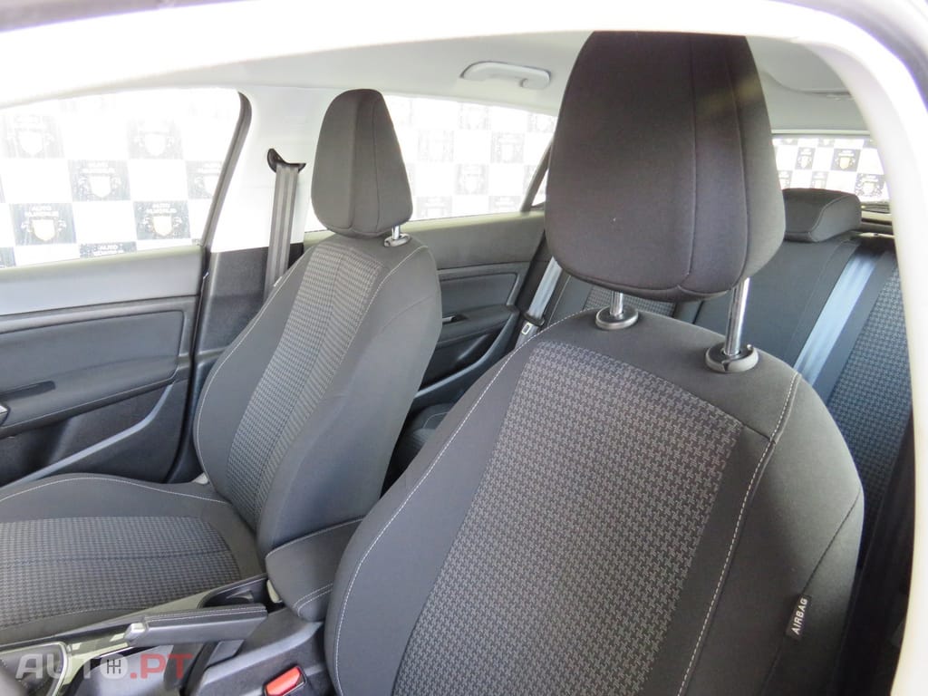 Peugeot 308 1.5 BlueHDi Business Line