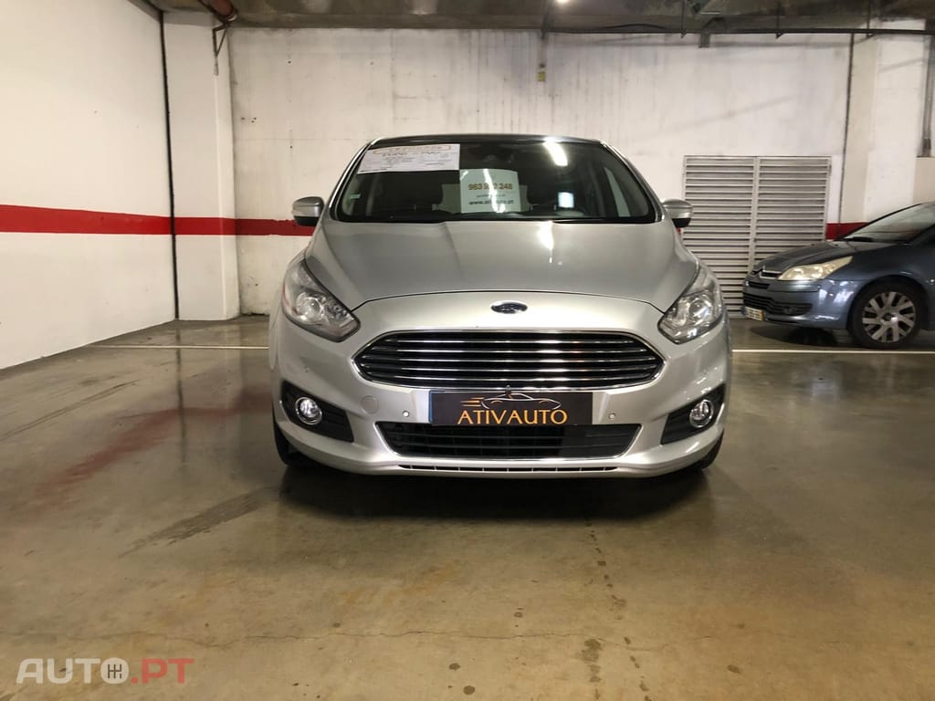 Ford S-Max 2.0 TDCi Titanium Powershift