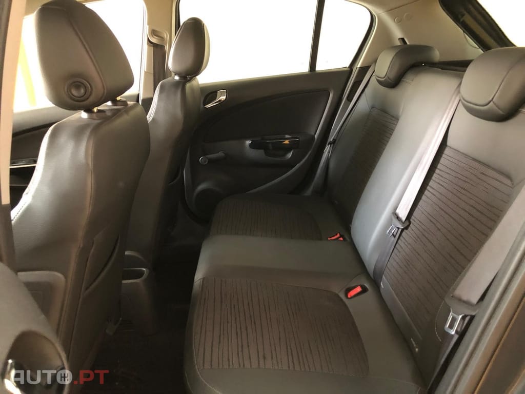 Opel Corsa 1.2 Go! S/S
