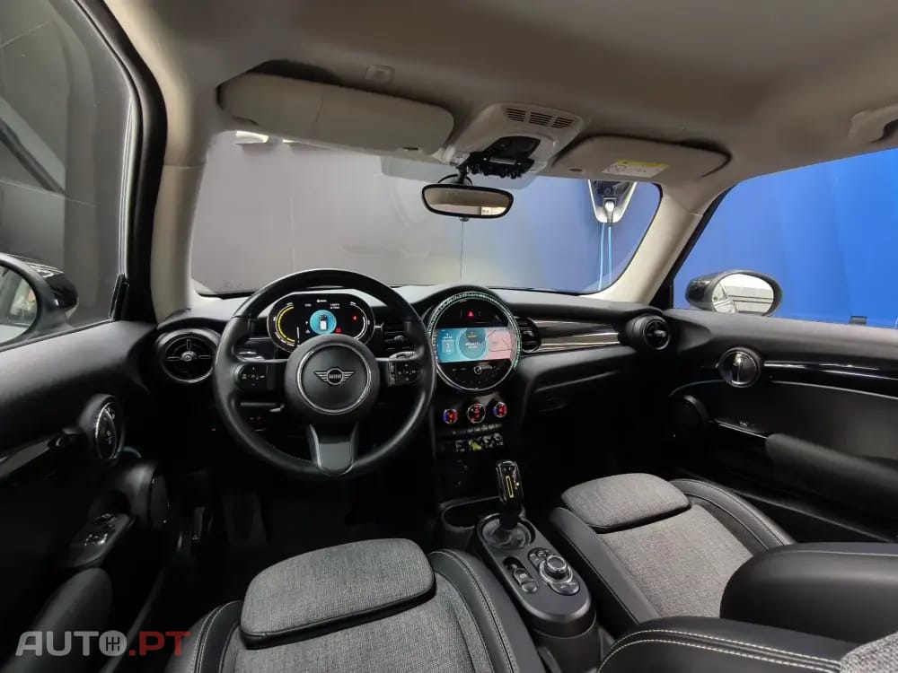 MINI Cooper Cooper SE