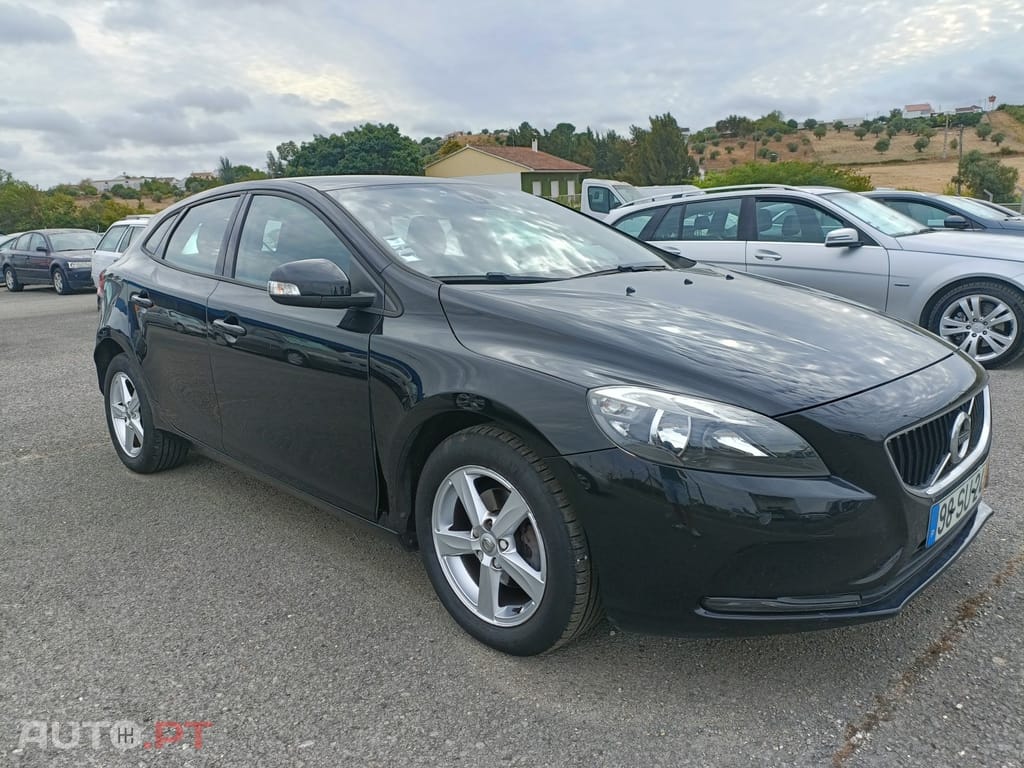 Volvo V40 2.0 D2 Momentum