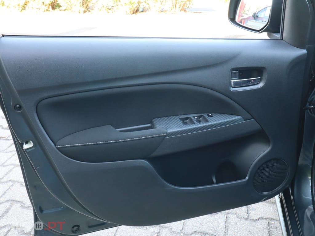 Mitsubishi Space Star 1.2 Conenect Edition