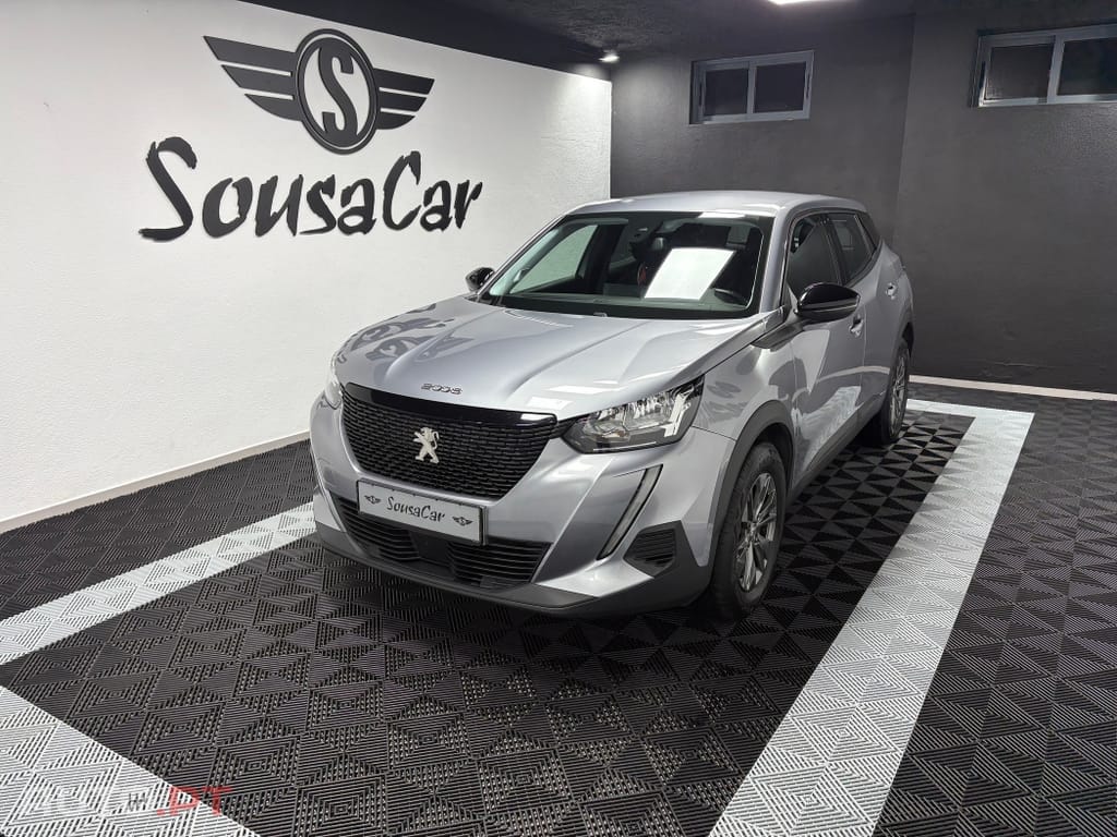 Peugeot 2008 1.2 PureTech Active Pack EAT8