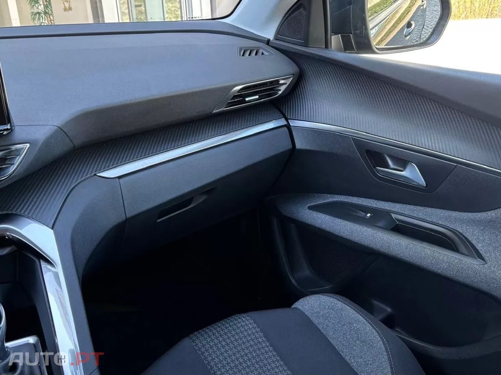Peugeot 3008 1.5 BlueHDi Active Pack