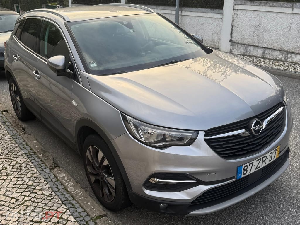 Opel Grandland (X) Innovation 1.5 CDTi (130cv)