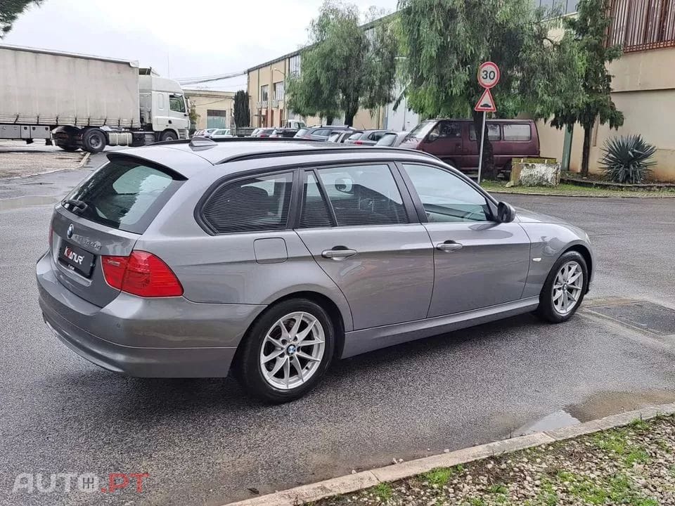 BMW 320 d Touring LifeStyle Auto