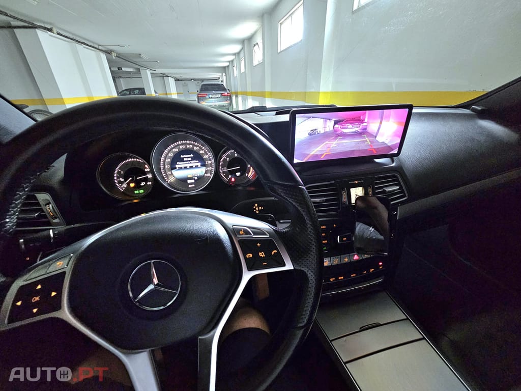 Mercedes-Benz E 220 AMG Line Cabrio