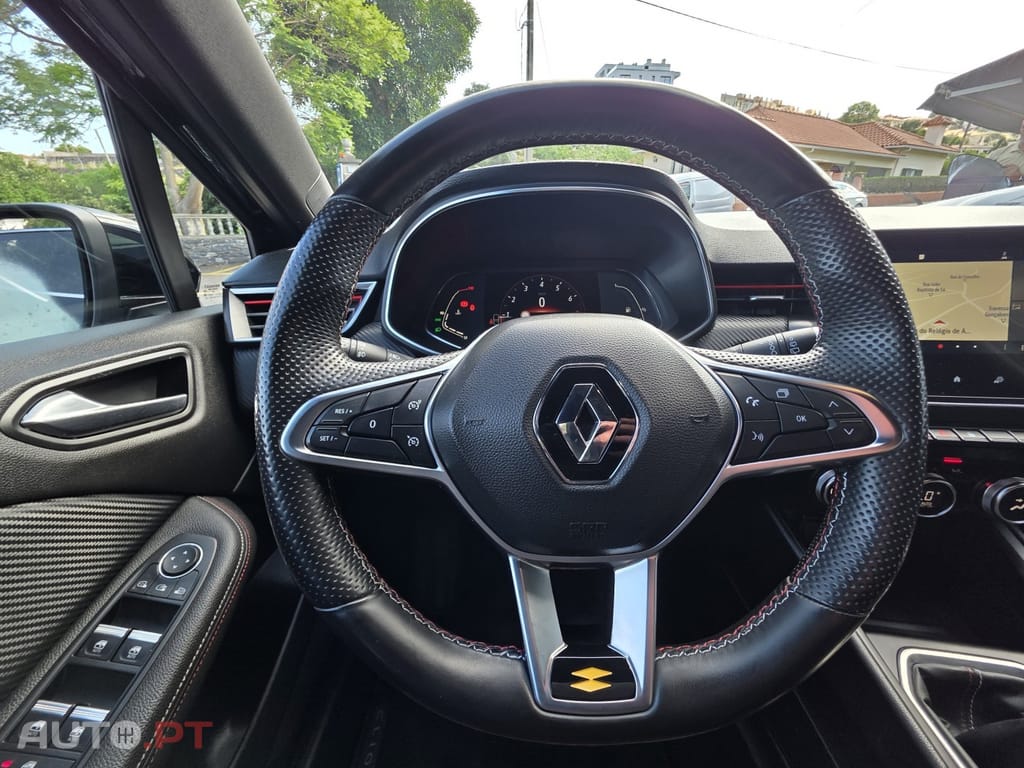 Renault Clio 1.0 TCe RS Line