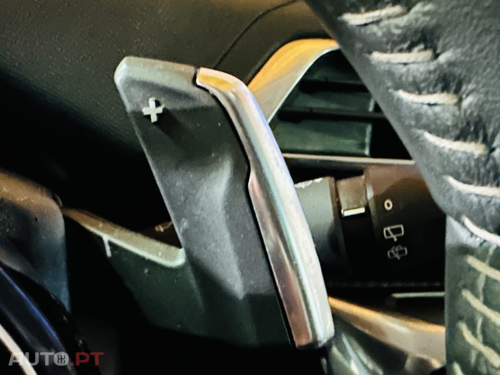 Peugeot 3008 PureTech 130 Stop & Start GPF EAT8 Active