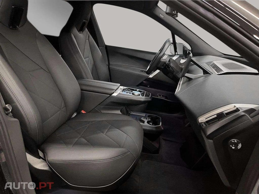 BMW iX xDrive50