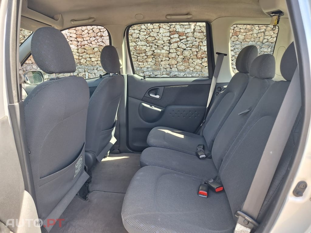 Toyota Yaris Verso 1.4 D-4D Sol