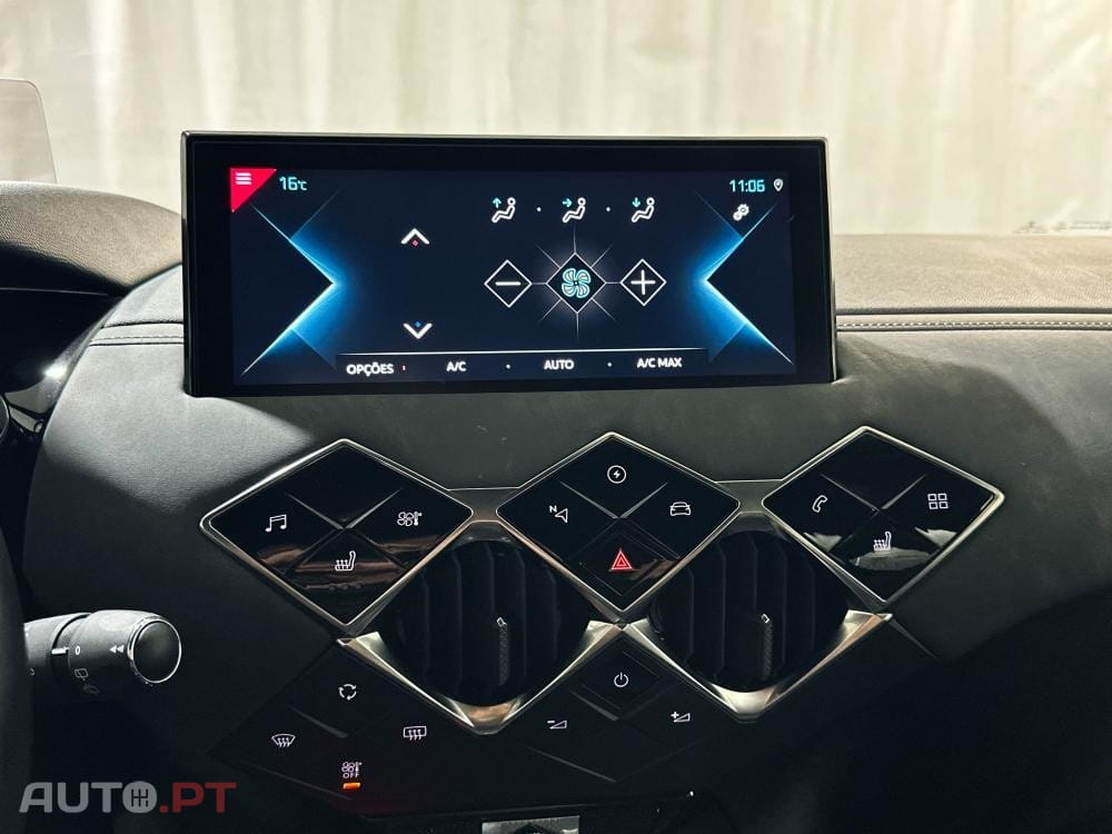 DS DS3 Crossback E-Tense Performance Line