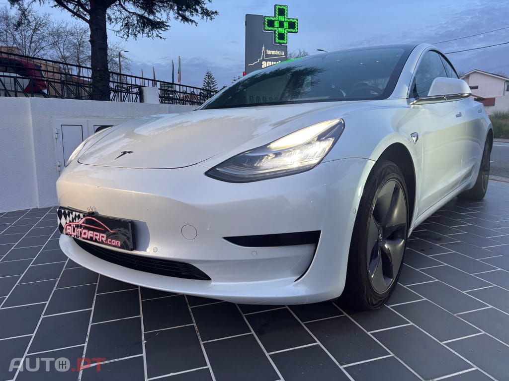 Tesla Model 3 Standard Range Plus RWD