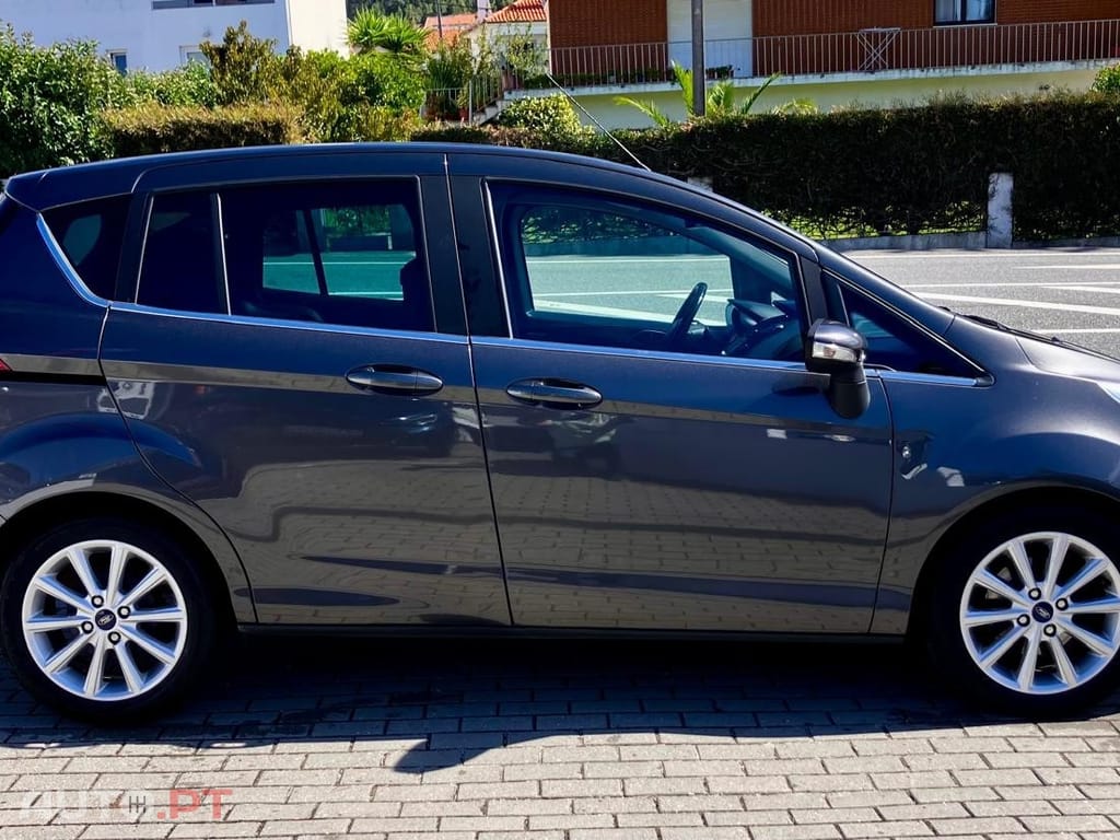 Ford B-Max 1.0 EcoBoost Titanium
