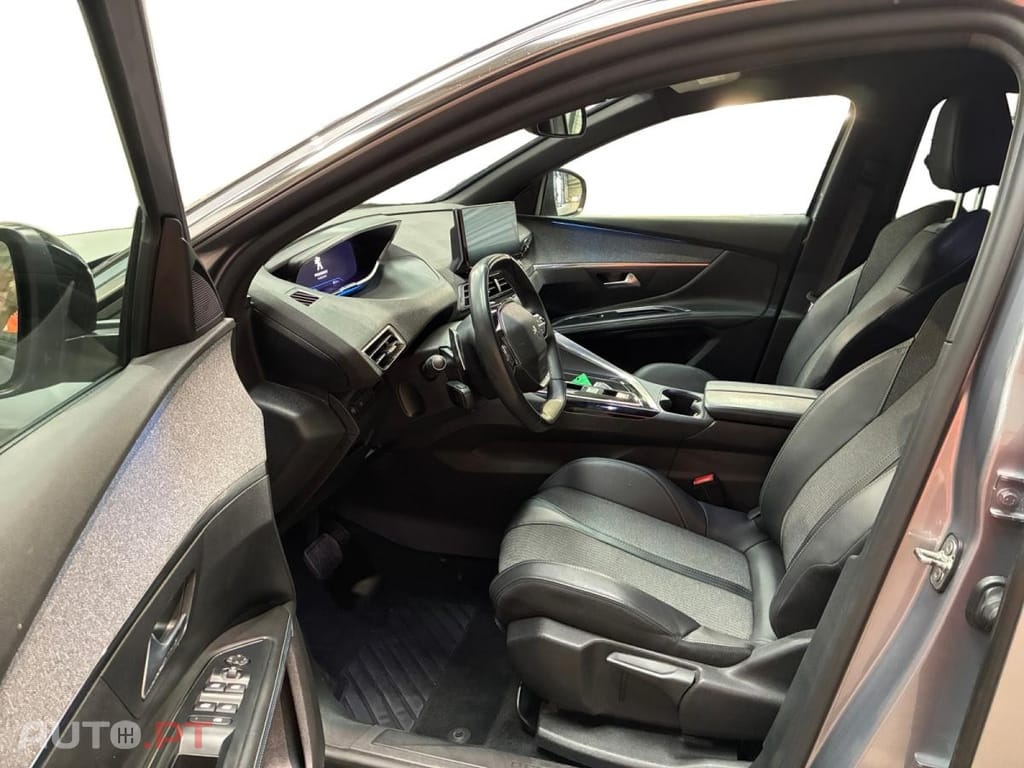 Peugeot 5008 1.5 BlueHDi Allure Pack EAT8