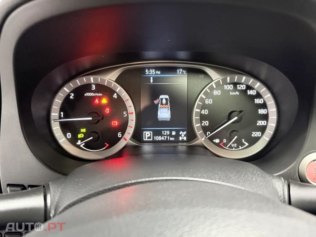 Nissan Navara 2.3 dCi CD 4WD N-Guard Auto