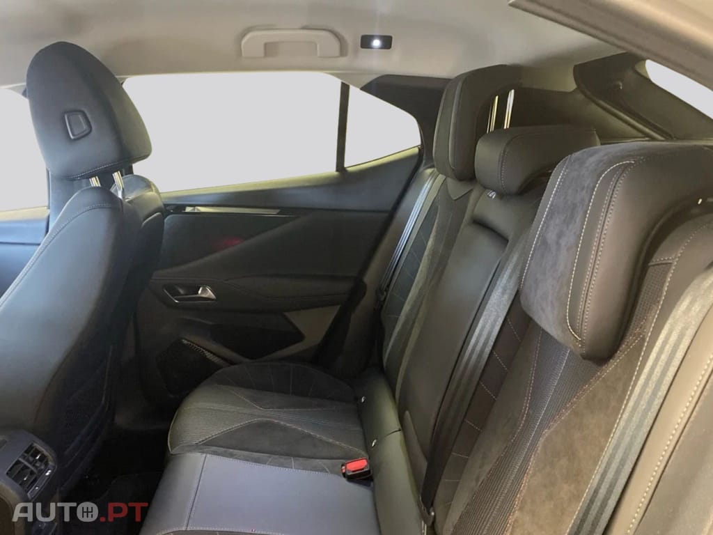 DS DS4 1.2 Puretech 130 EAT8 Performance Line