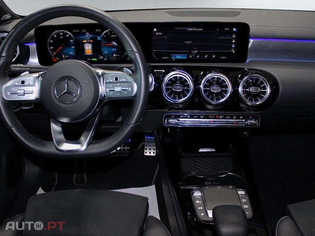 Mercedes-Benz CLA 250 e AMG 