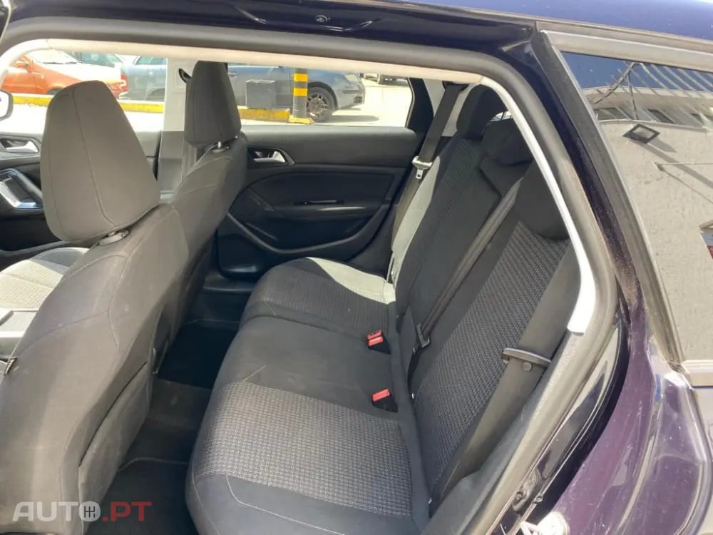 Peugeot 308 SW BlueHDi 130 EAT8 Active Pack