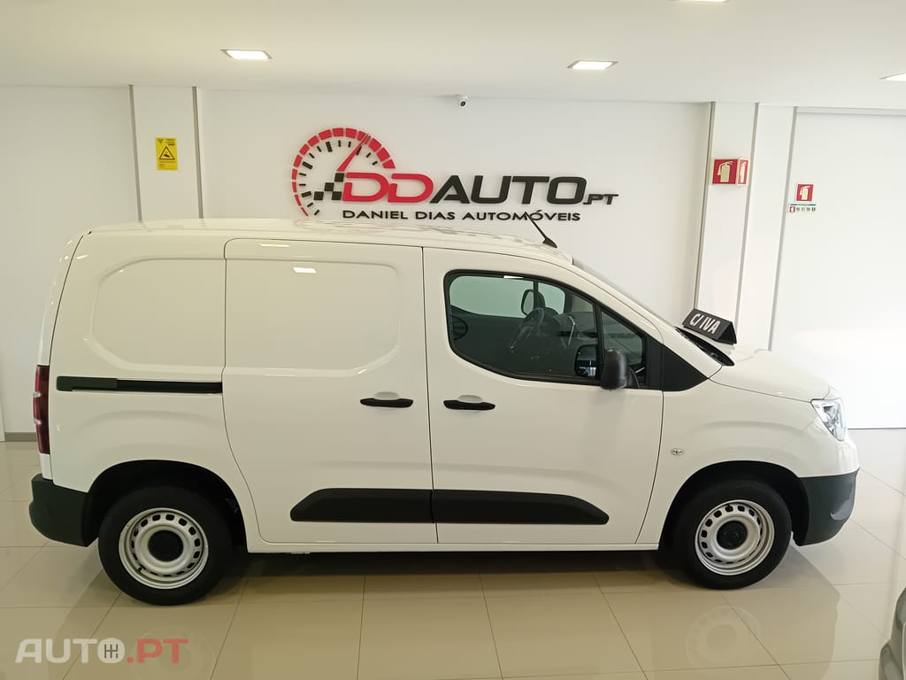 Opel Combo 1.5 CDTi L1H1 NJoy, IVA Dedutível, Nacional