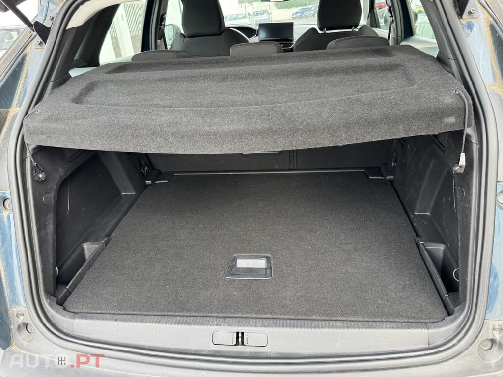 Peugeot 3008 1.2 PureTech Allure EAT8