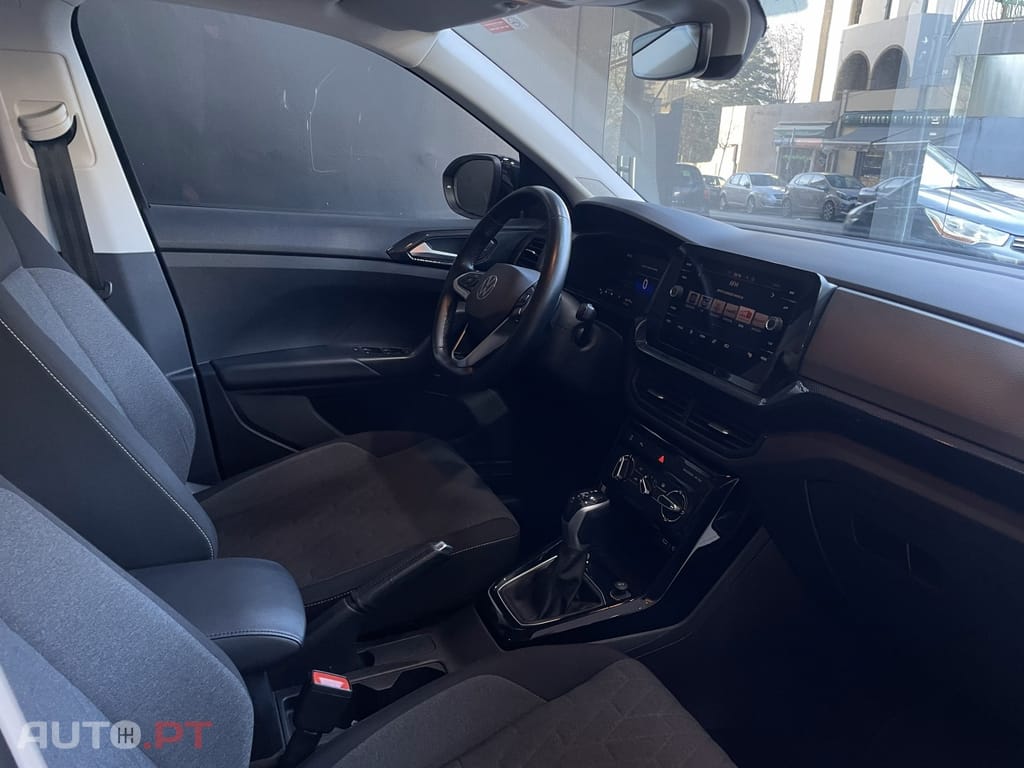 Volkswagen T-Cross 1.0 TSI Urban DSG