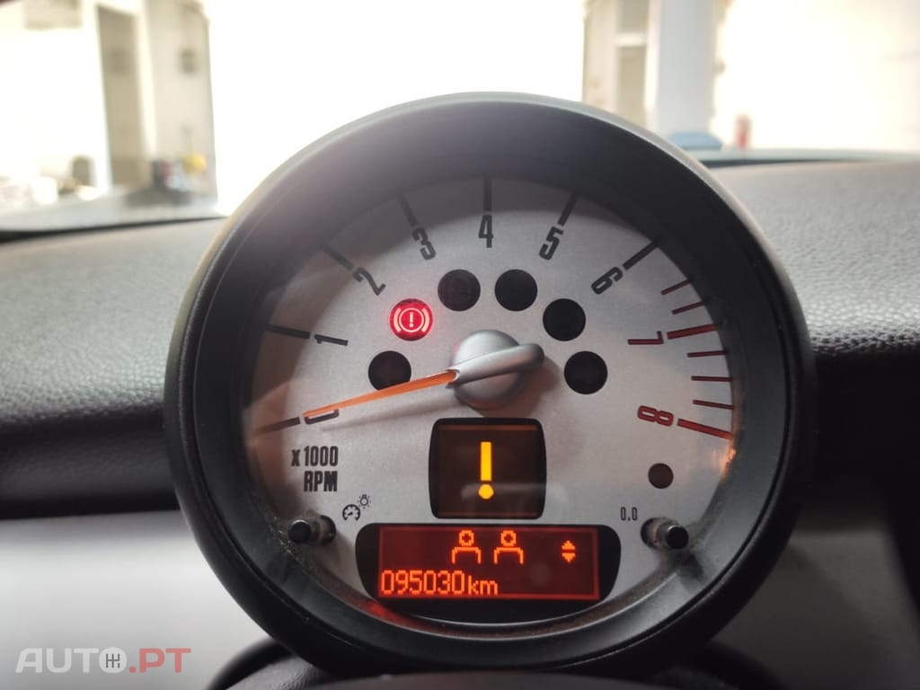 MINI Cooper One 1.6