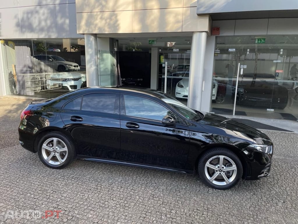 Mercedes-Benz A 250 e AMG Line