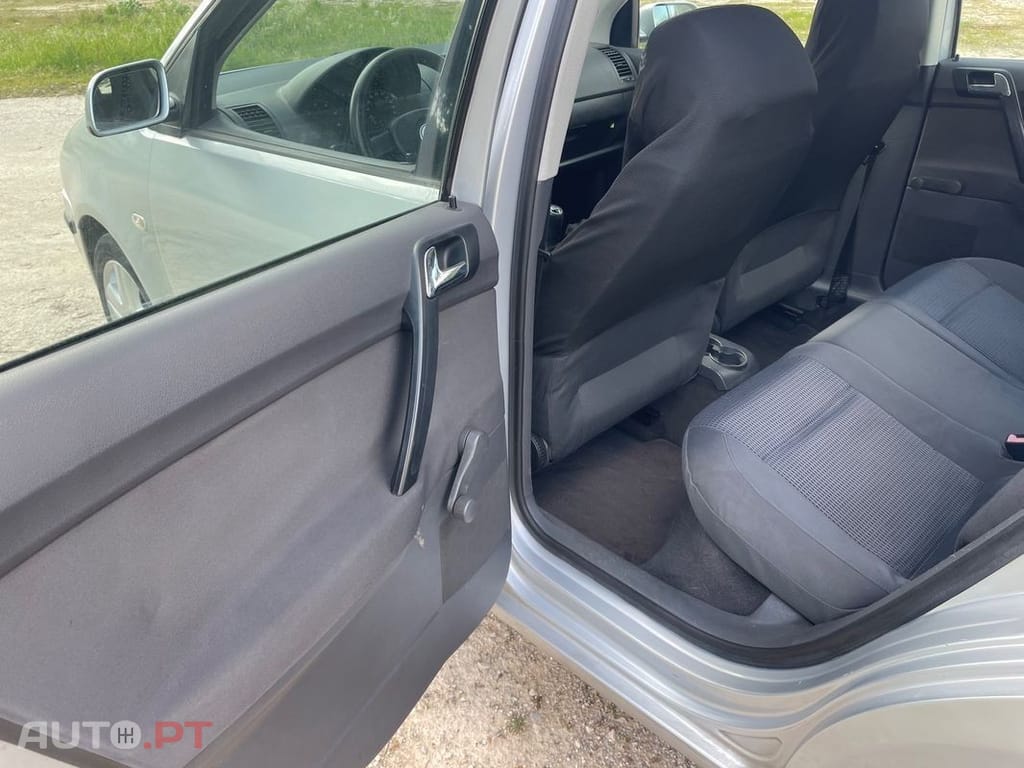 Volkswagen Polo 1.2 Confortline