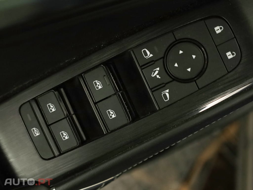 Nissan Qashqai Qashqai 1.3 DIG-T N-Connecta